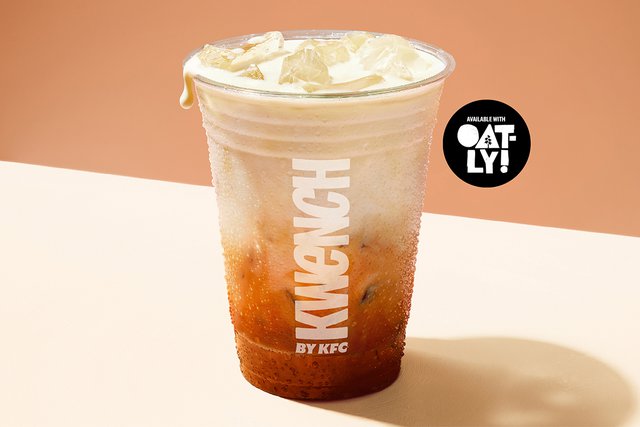 Oatly Iced Caramel Latte menuspotuk