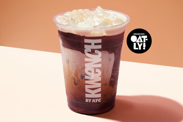 Oatly Iced Tiramisu Latte menuspotuk
