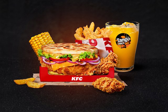 Tandoori Zinger Crispy Naan Box Meal menuspotuk