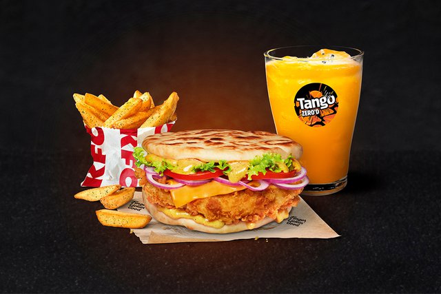 Tandoori Zinger Crispy Naan Meal🔥 menuspotuk